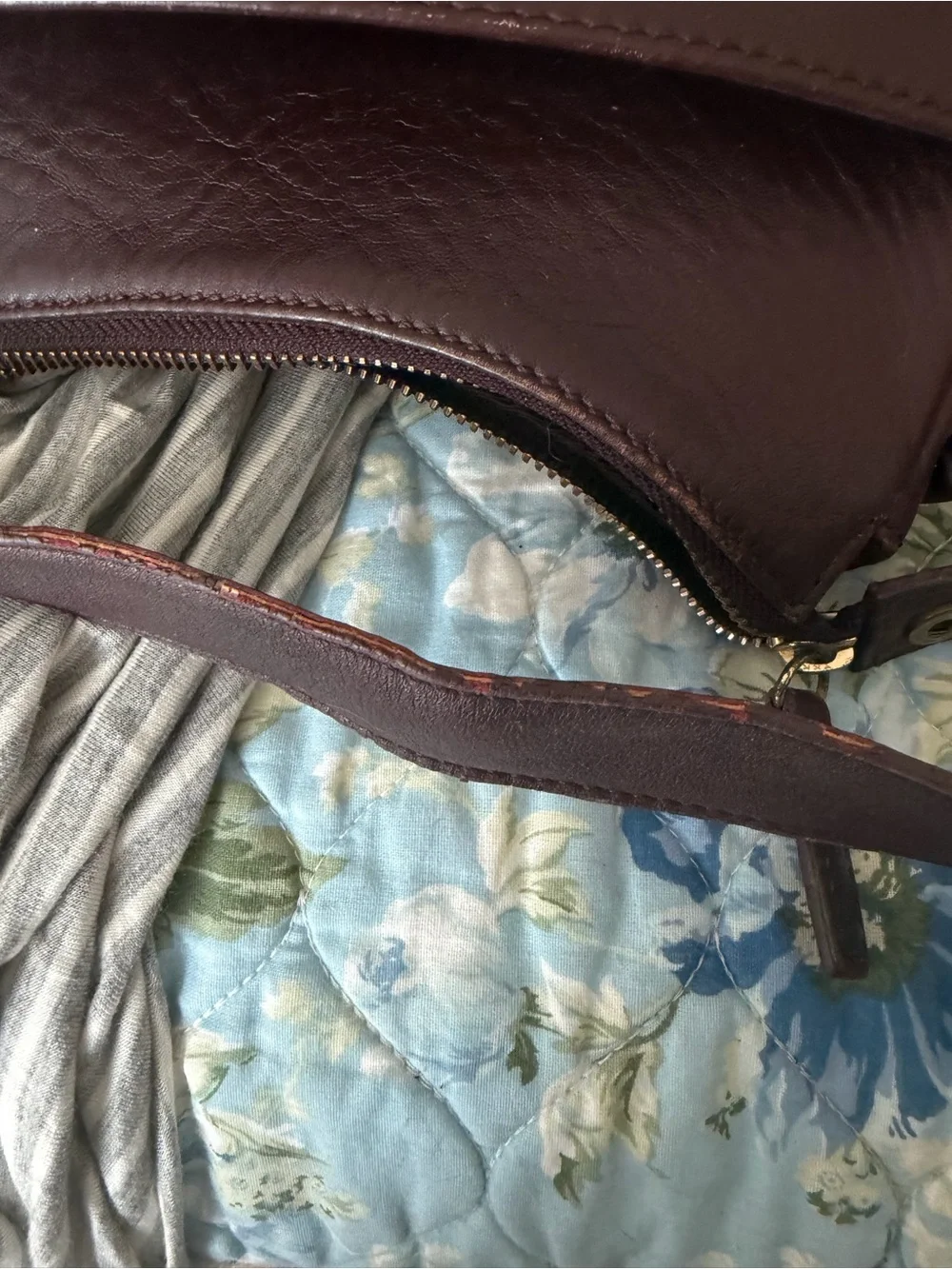 Etienne Aigner elegant deep
